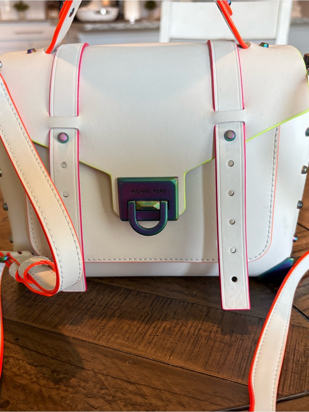 MICHAEL KORS White Satchel with Neon Trim and Michael Kors Wallet set - Picture 5 of 16